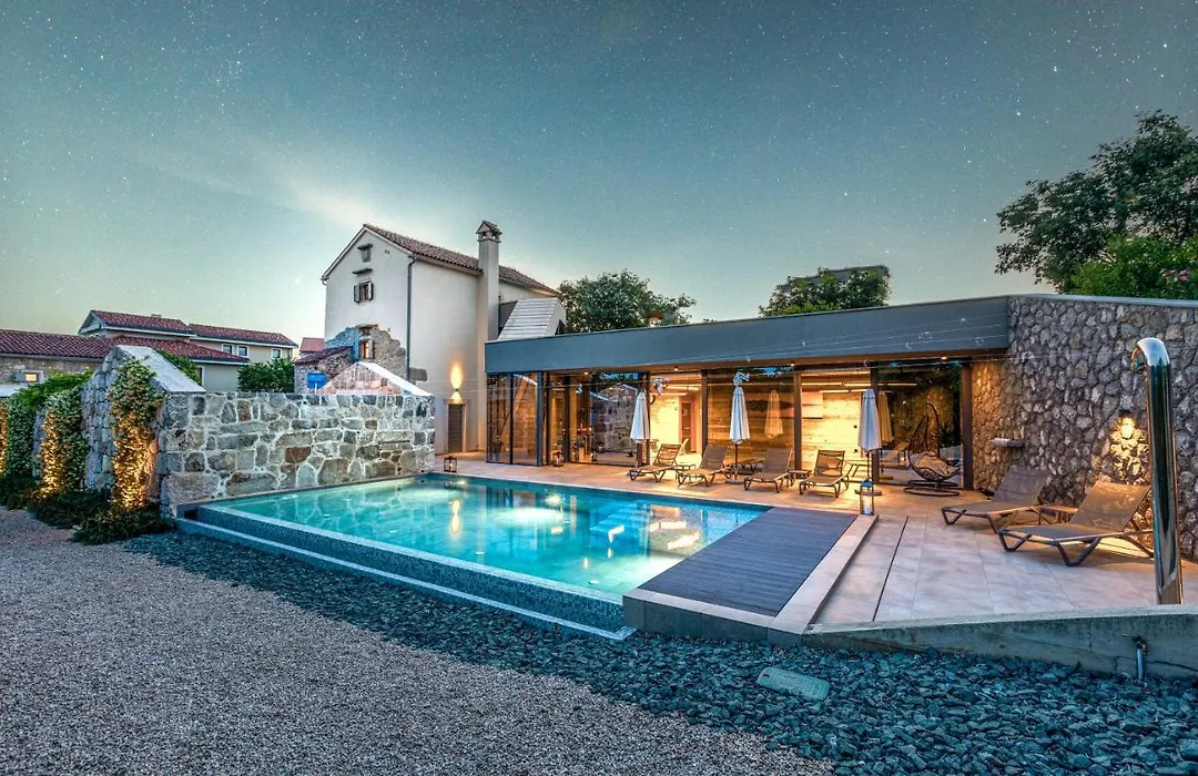 Luxury Jerini Estate-1