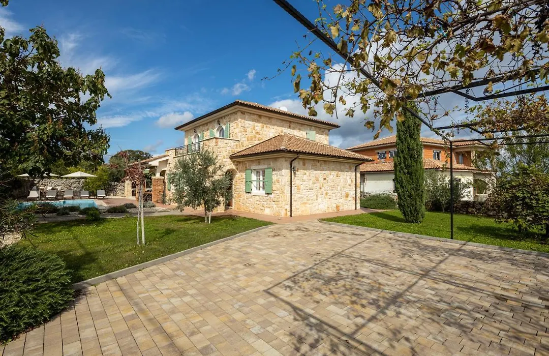 Villa Perla-1