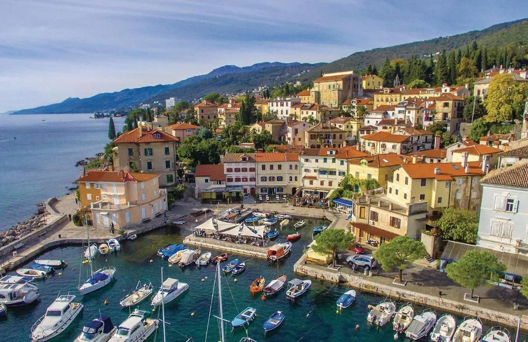 Stunning Home In Opatija With Wifi And 2 Bedrooms-1