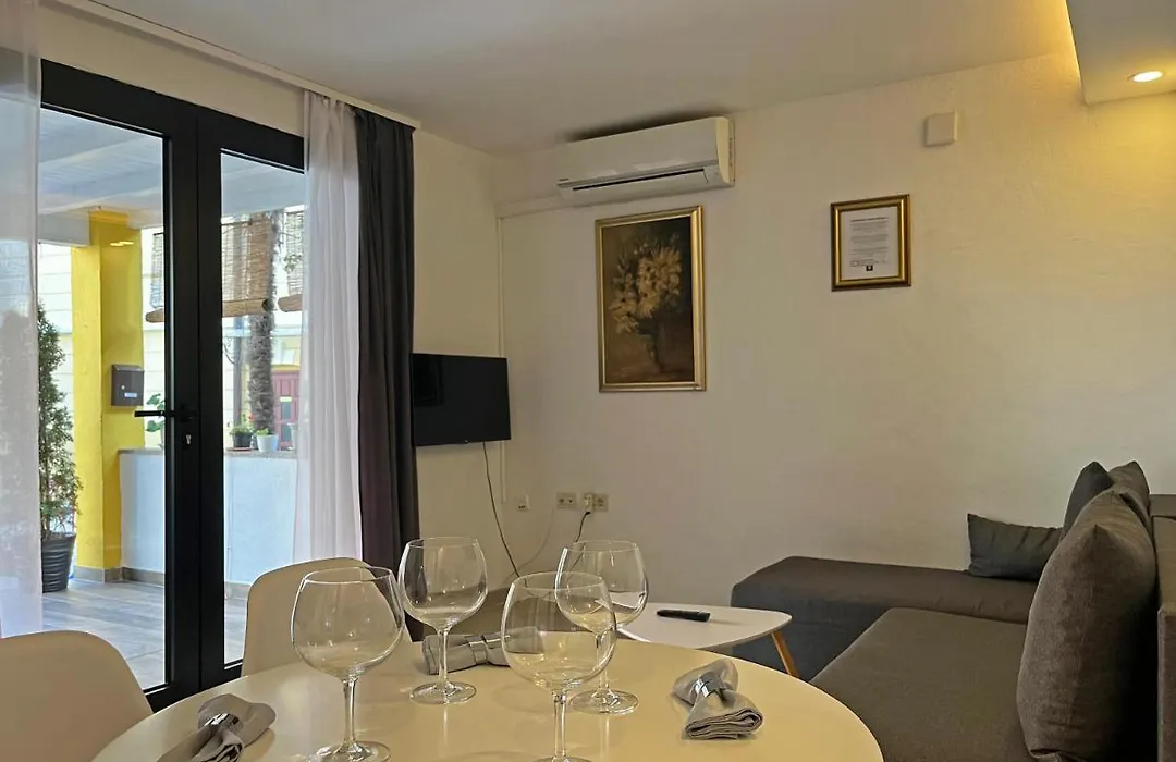 Apartments Center Opatija Ziric-1
