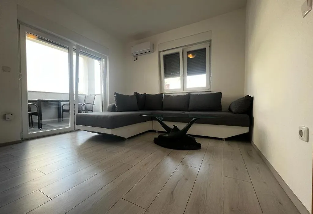 Apartments Petrusic-1