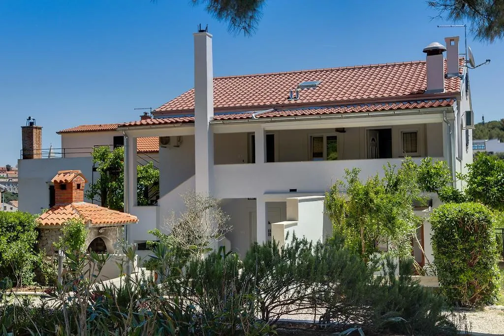 Apartments Sunshine-1