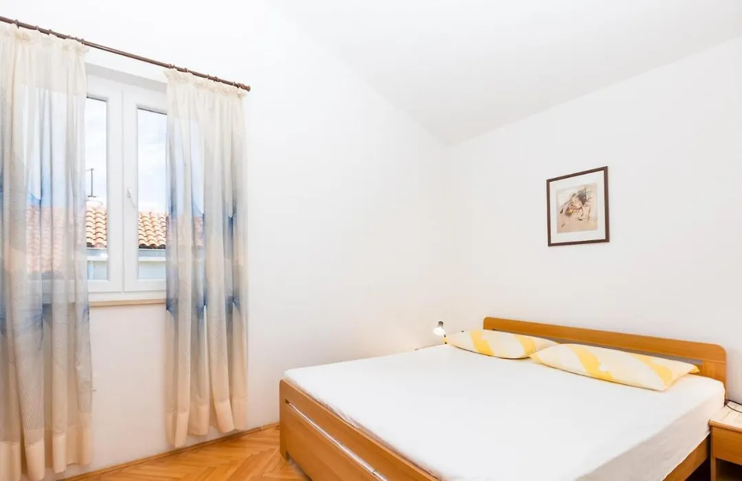Apartments Mrak-1