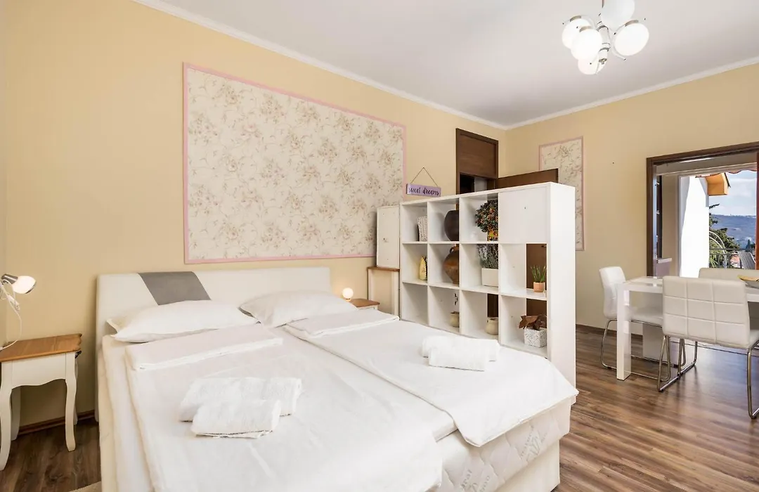 Beautiful Apartment In Opatija With Kitchen-1