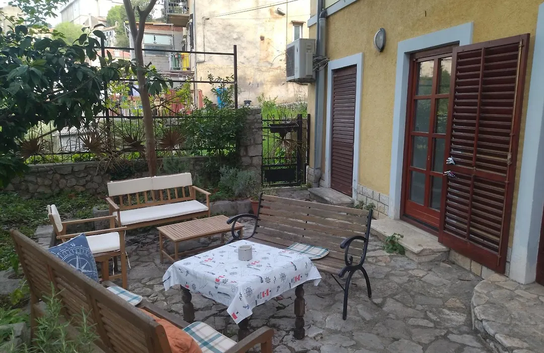 Zelena Oaza U Centru Grada-1