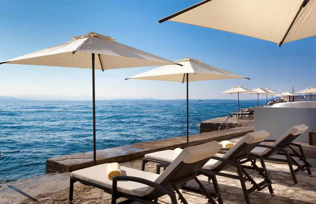 Hotel Kristal - By Liburnia Hotels & Villas-1