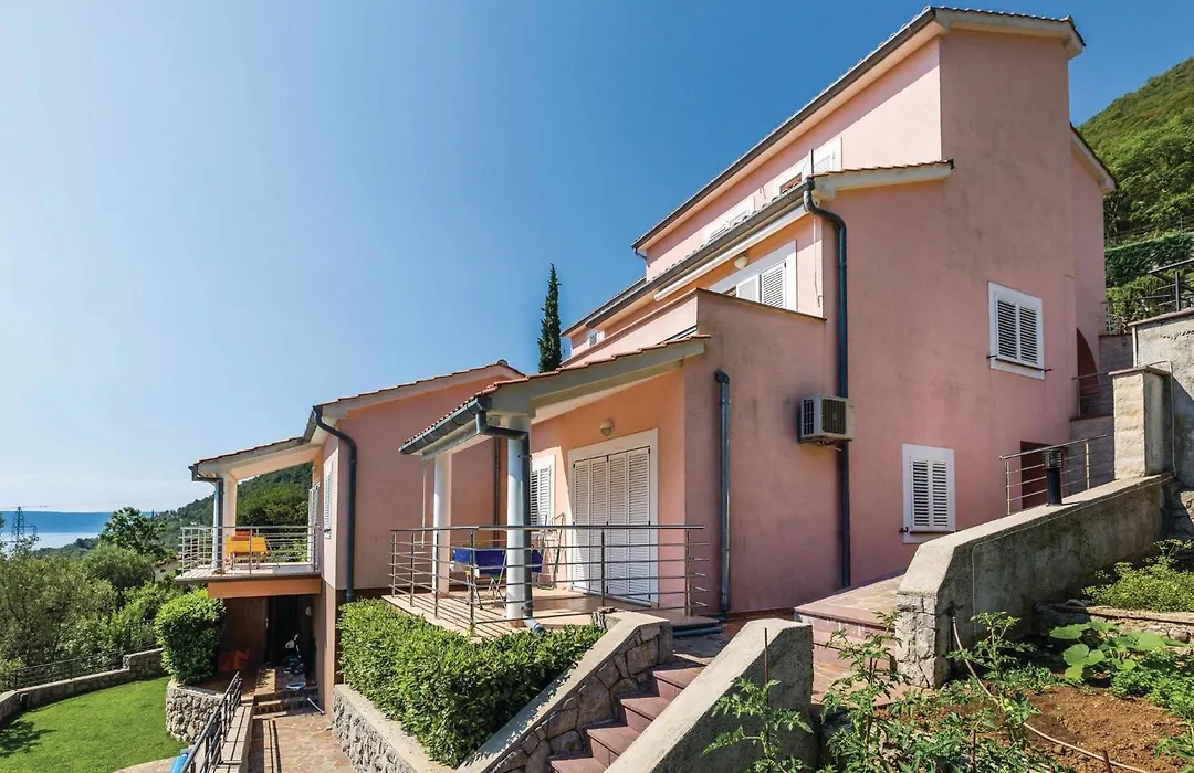 Awesome Apartment In Moscenicka Draga-1