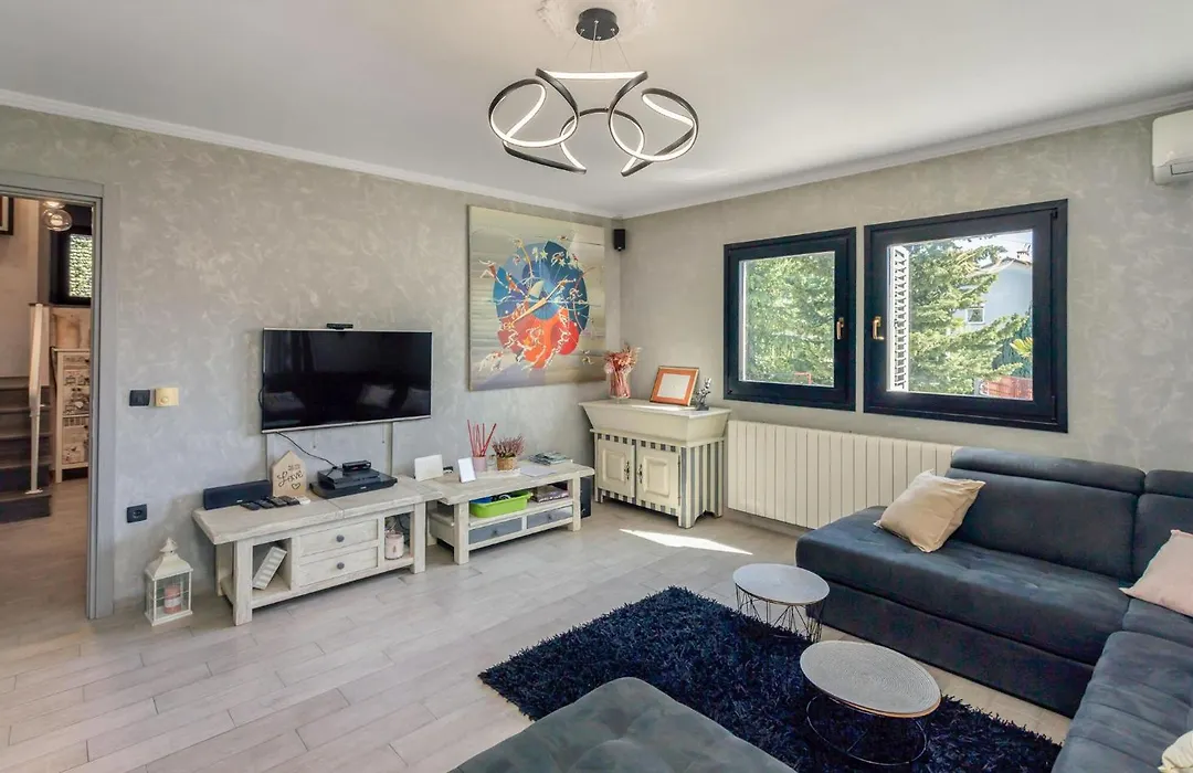 Stunning Home In Opatija With Sauna-1