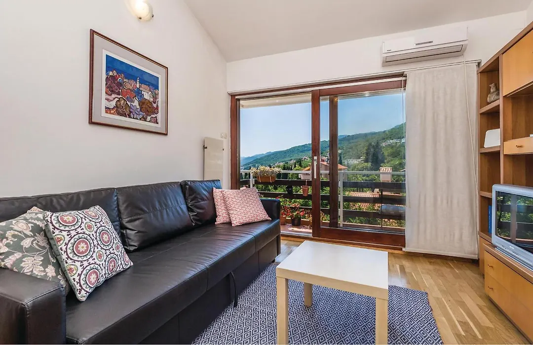 Cozy Apartment In Opatija With House Sea View-1
