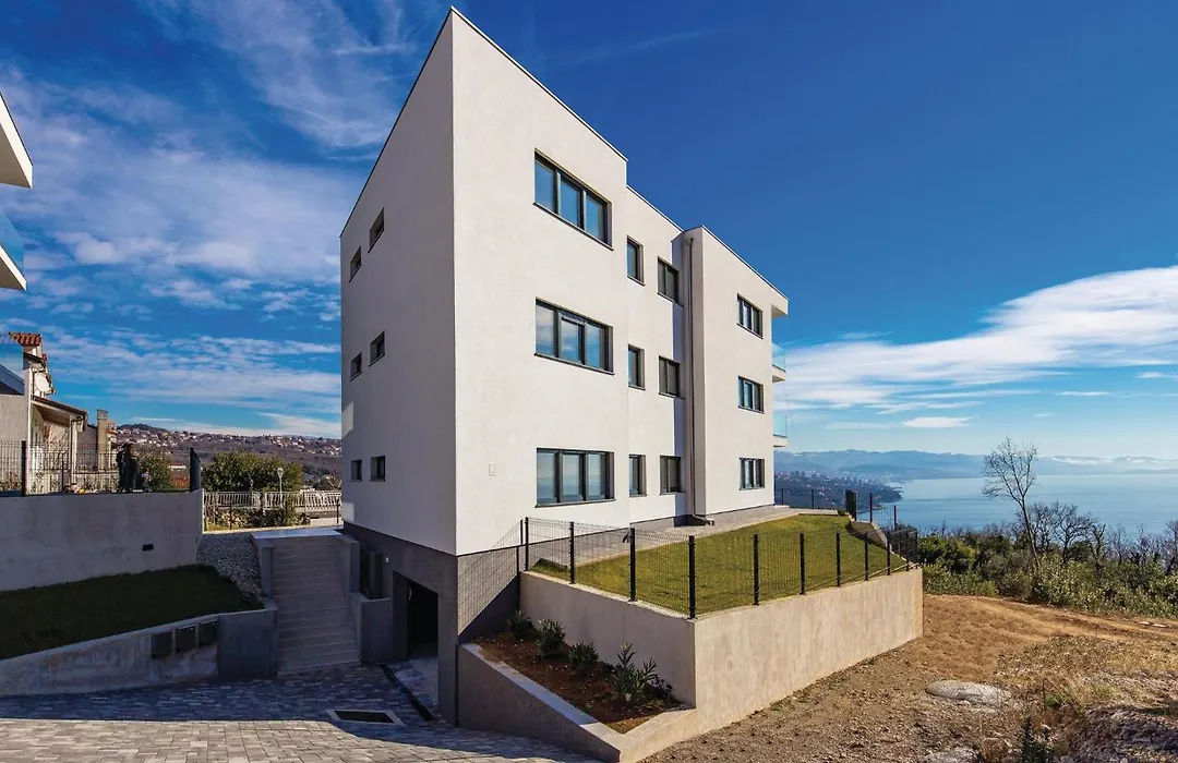 Three-Bedroom Holiday Home In Opatija-1