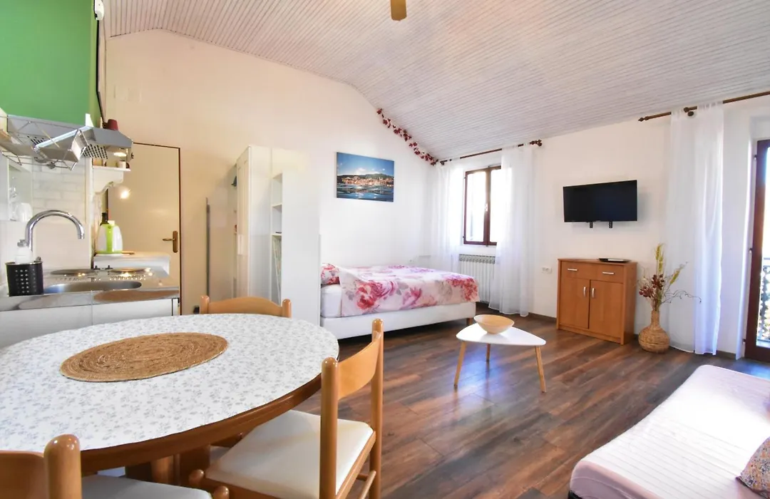 Studio Apartments Skoric Opatija Volosko-1