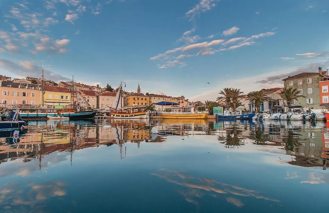 1 Bedroom Nice Apartment In Mali Losinj-1
