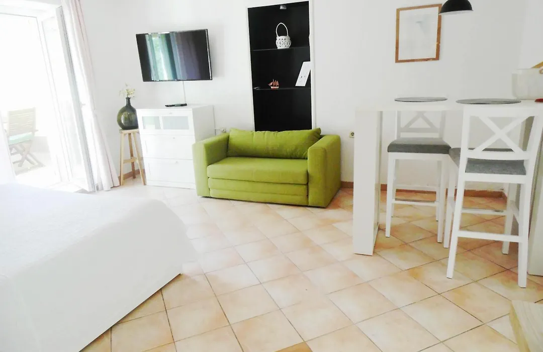 Quiet Area Apartments K65-1
