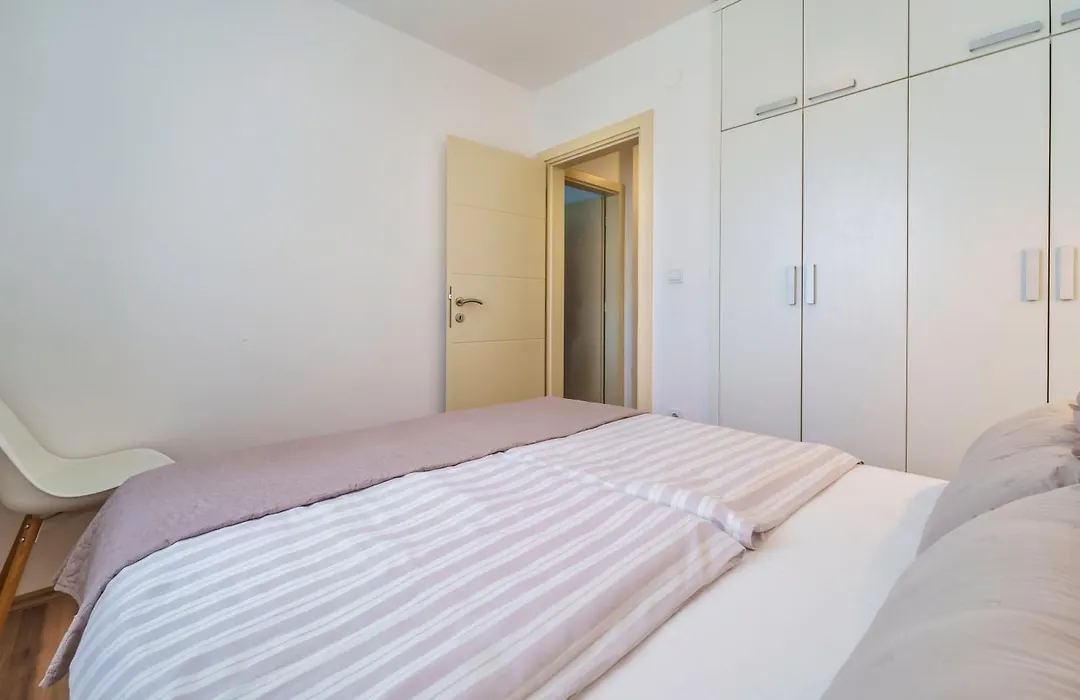 Apartments Ravlic-1