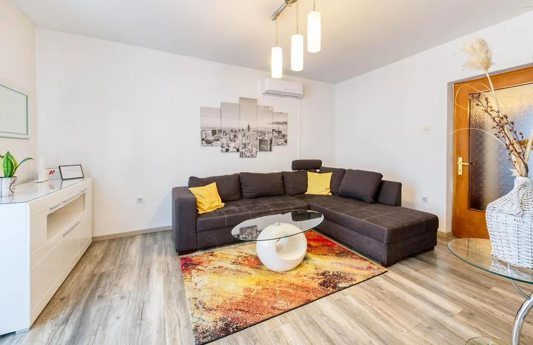 Apartman Doris-1