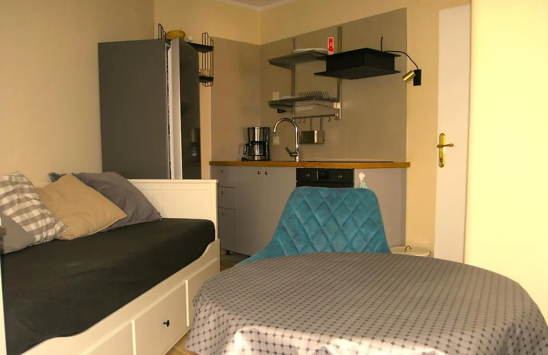 House Rozi-1
