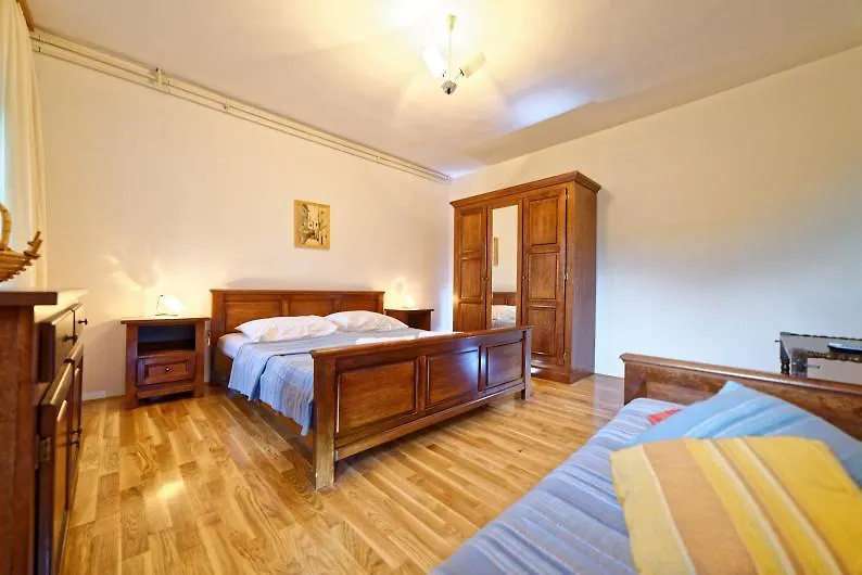 Apartment Mare Monti-1