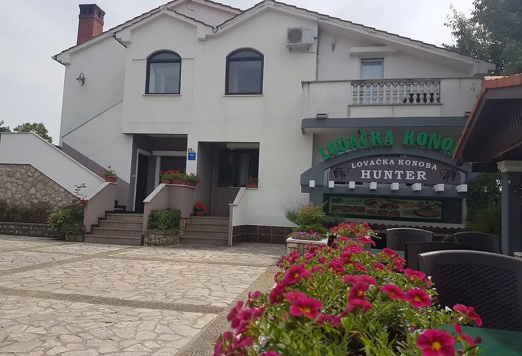 Rooms Hunter-1