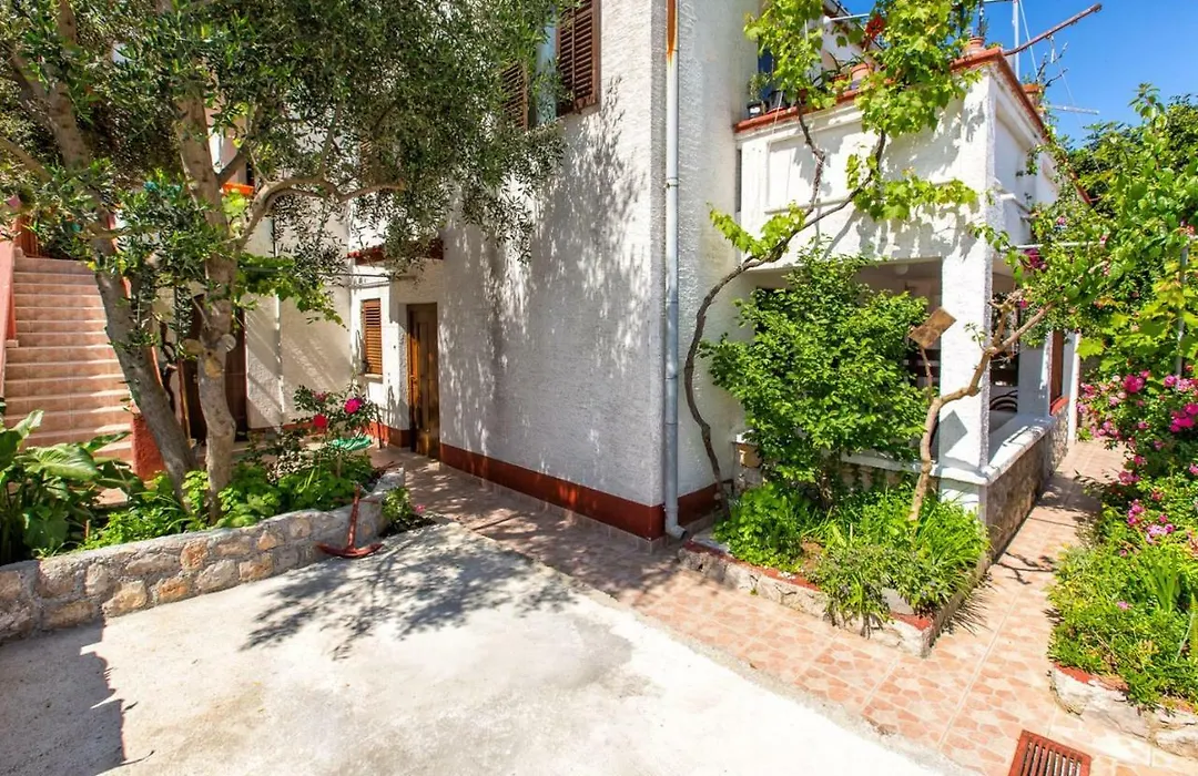 Apartmets Margarita, Mali Losinj-1