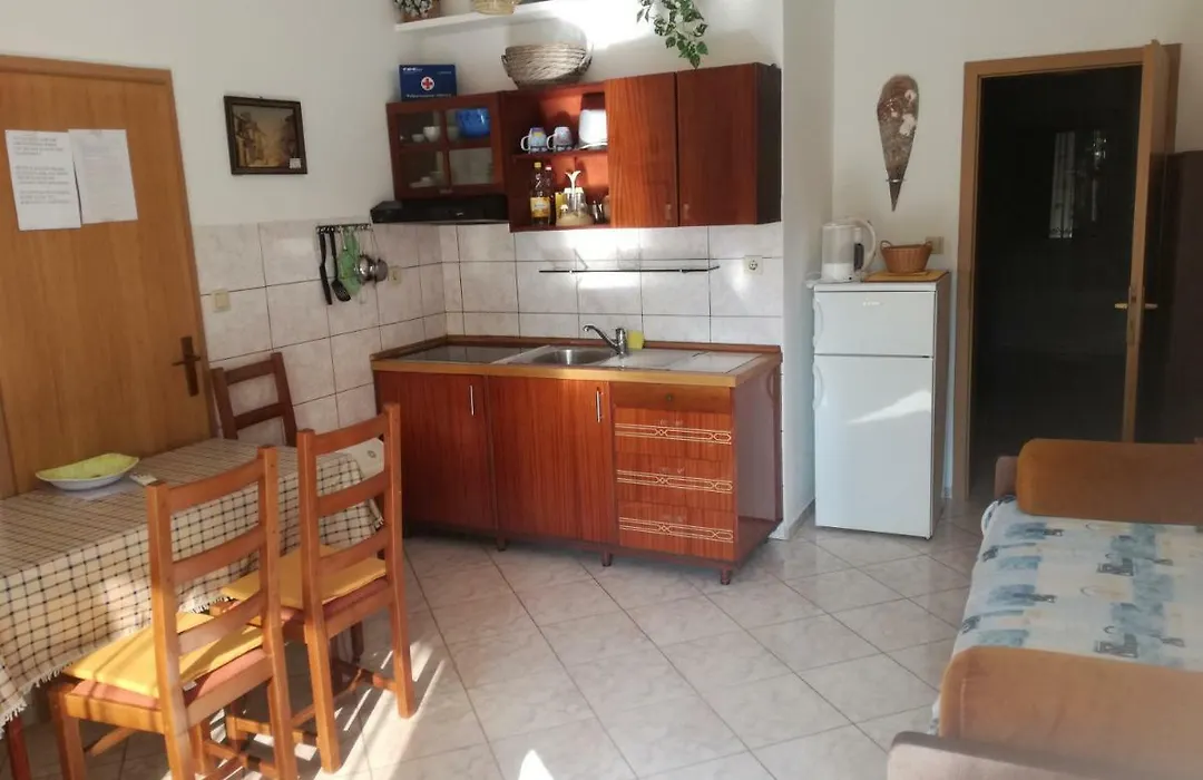 Apartmani Marijana-1