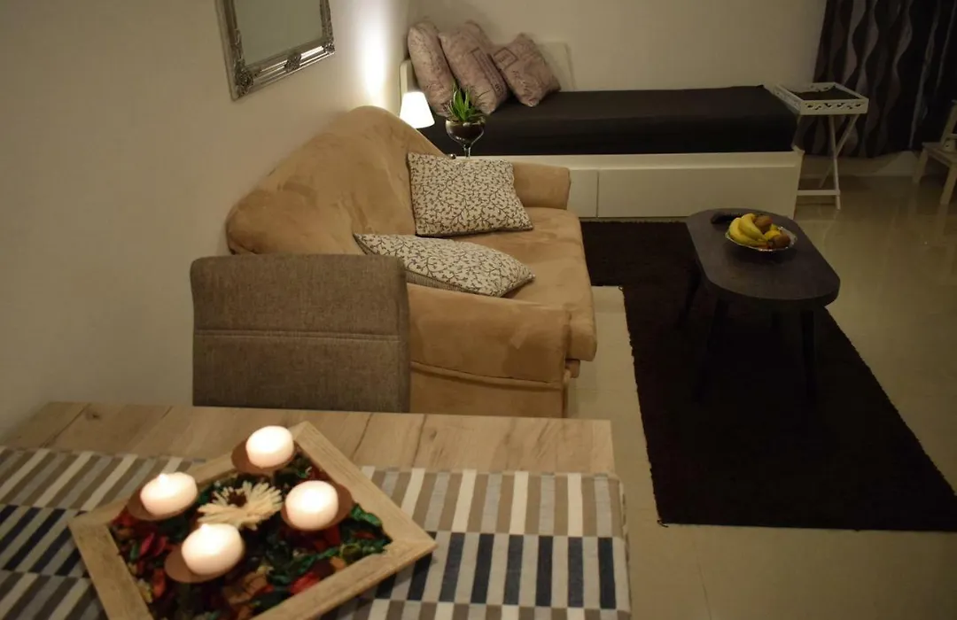 Studio-Apartman Relax-1