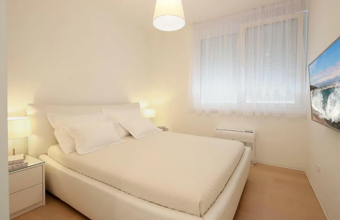 Modern Apartment Near The Sea-1