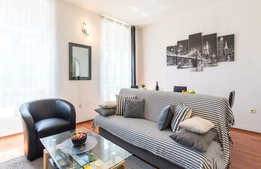 Apartment Tessa-1