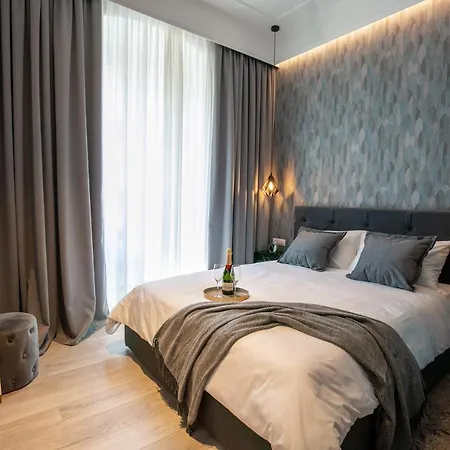Harbour Residence Apartments-3
