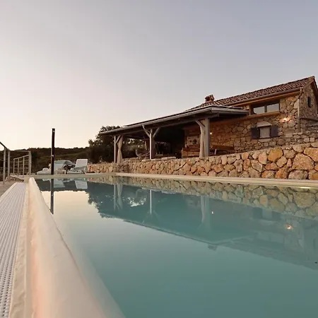 Heritage Stonehouse Jure-3