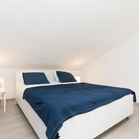 Casa Maria 2-2