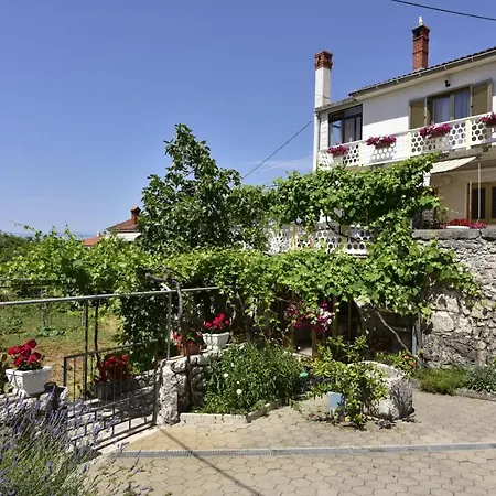 Guest House Tom-2