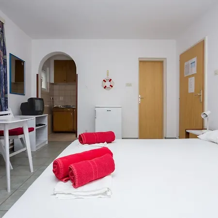 Lussino Accommodation-2