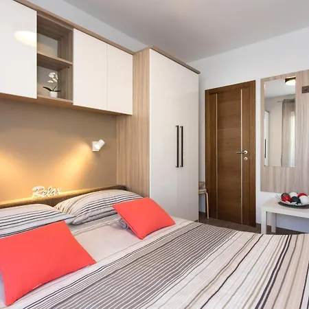Guest House Krk Town Centre-2