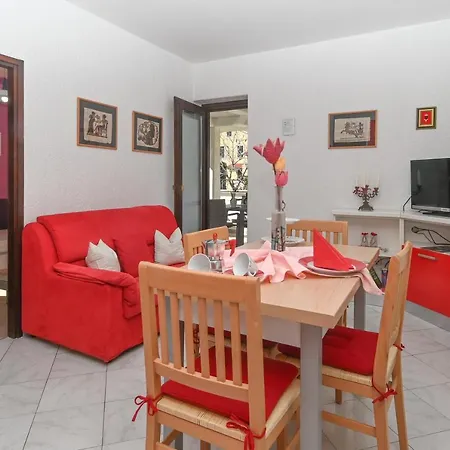 Apartments Suncica-3