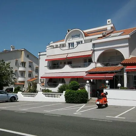 Garfild 1 Guest House-2