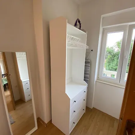 Varga Apartment-3