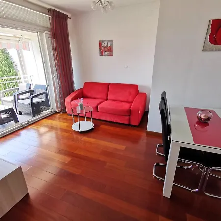 Villa Sara 1, 50 M From The Beach, Balcony And Sea View, Private Parking-3