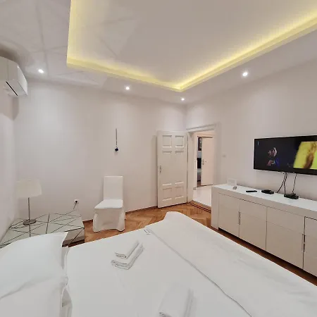 Apartment Lido 50M From The Beach-2