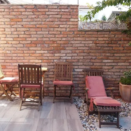 Beba'S Garden Apartment-3