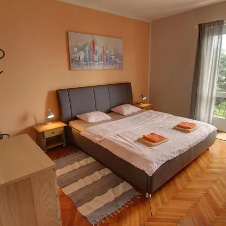 Apartman Lena-2