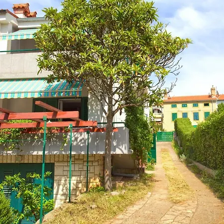 Residence Nespula-3