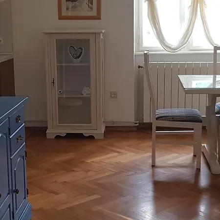 Apartment Nena With Private Free Parking-3