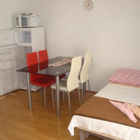 Apartmani Pucarin-3