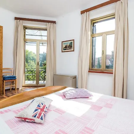 Nice Apartment In Opatija With 1 Bedrooms-2