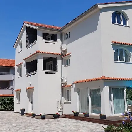 Apartments Matea-2