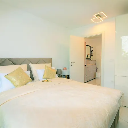 Stella Exclusive Apartment Center Of Opatija-3