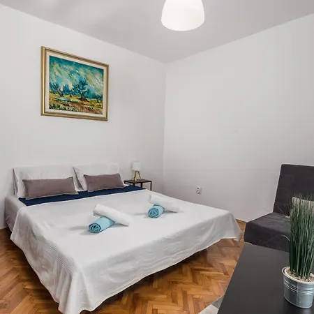 Apartment La Perla-3