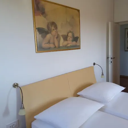 Apartments Rea-3