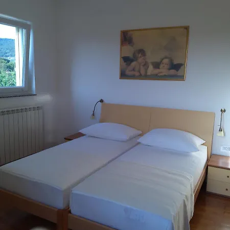 Apartments Rea-2