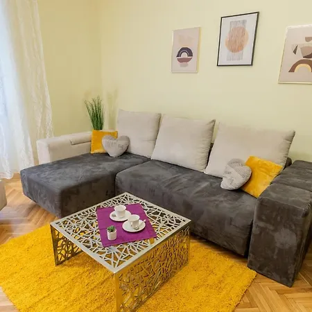 Apartman Kortil-3